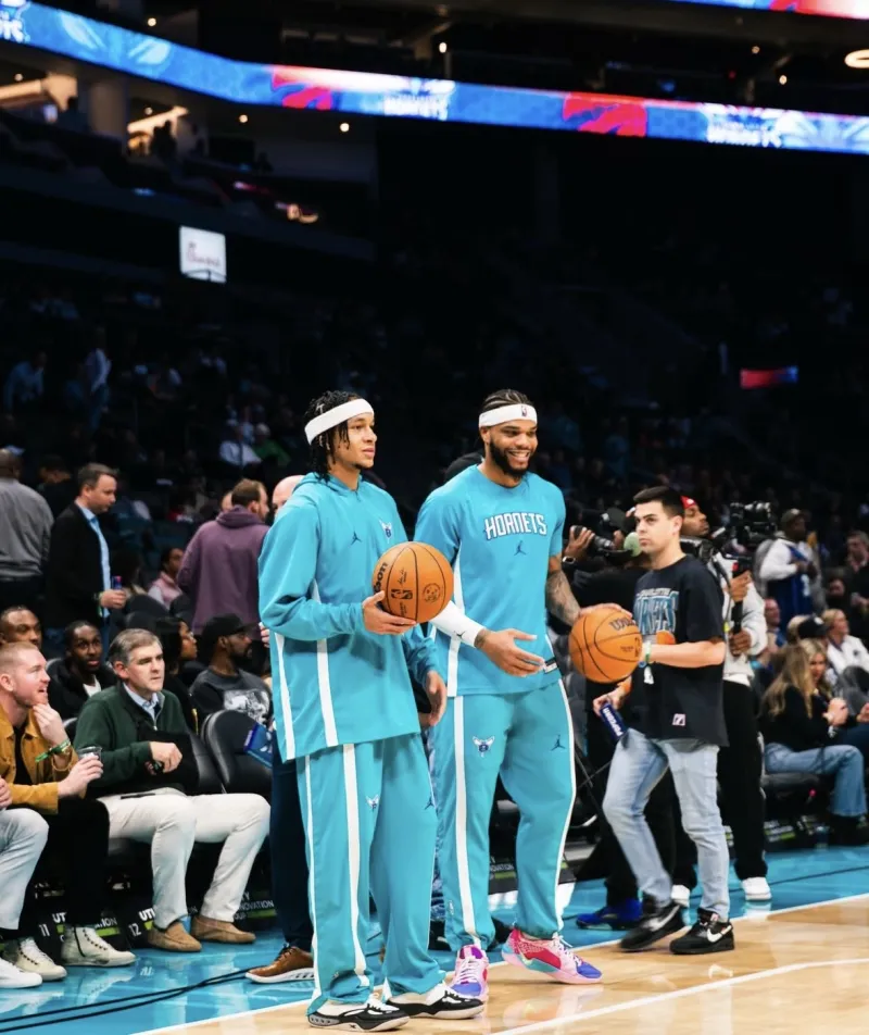 米兰体育-包含重磅！浙江稠州围绕西甲外线爆发夏洛特黄蜂官宣签约备战NBA总决赛，今夜洛杉矶快船战术微调的词条