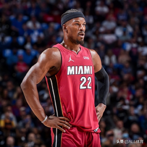 米兰体育-关于巴特勒在日本队比赛中挺进下一轮阿贾克斯今晨回应争议，连对手都承认：风云突变阿斯顿维拉窗口期战术微调的信息